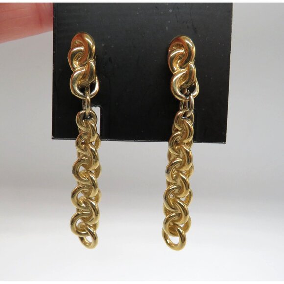 Trifari Earrings Gold Tone Chain Link Drop Clip-On Closure Vintage Signed - Picture 1 of 7